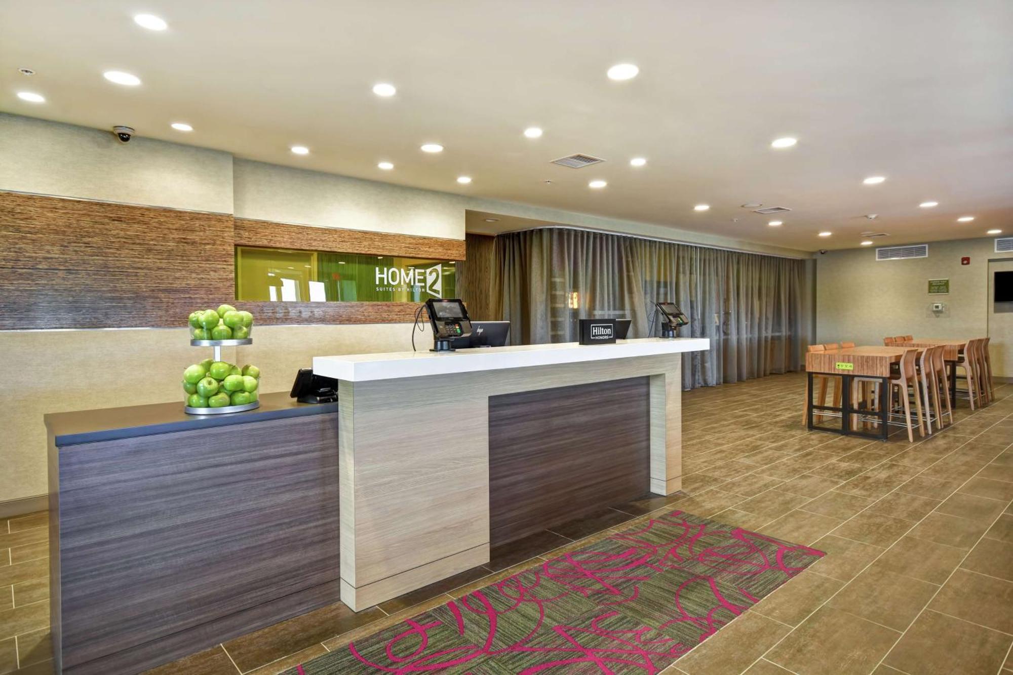 Home2 Suites By Hilton Terre Haute Zewnętrze zdjęcie