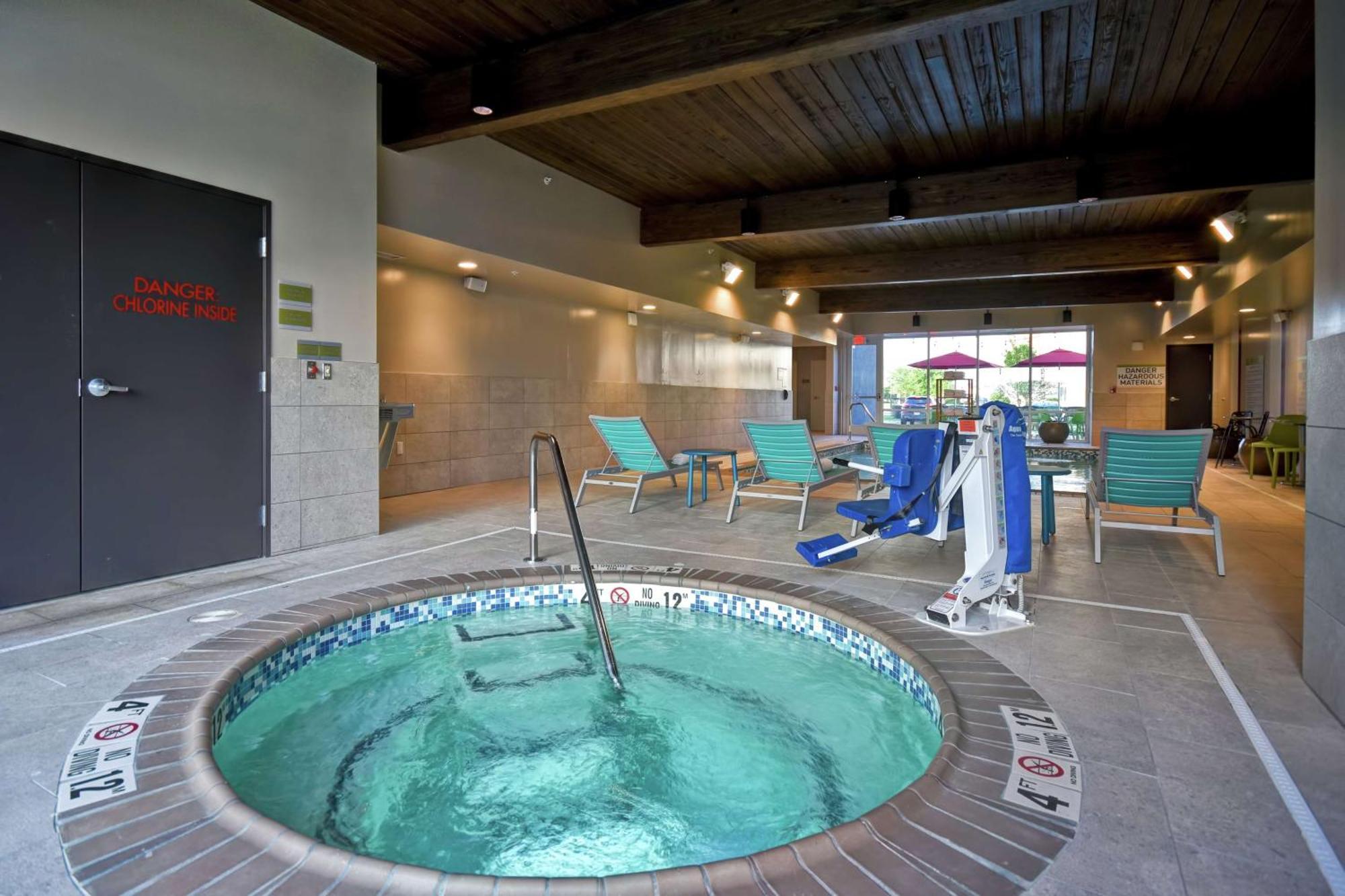 Home2 Suites By Hilton Terre Haute Zewnętrze zdjęcie